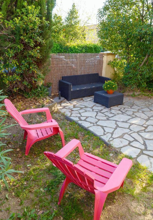 Studio Au Calme Tout Confort Proche Des Plages - Jardin Wifi Parking Фрежюс Экстерьер фото