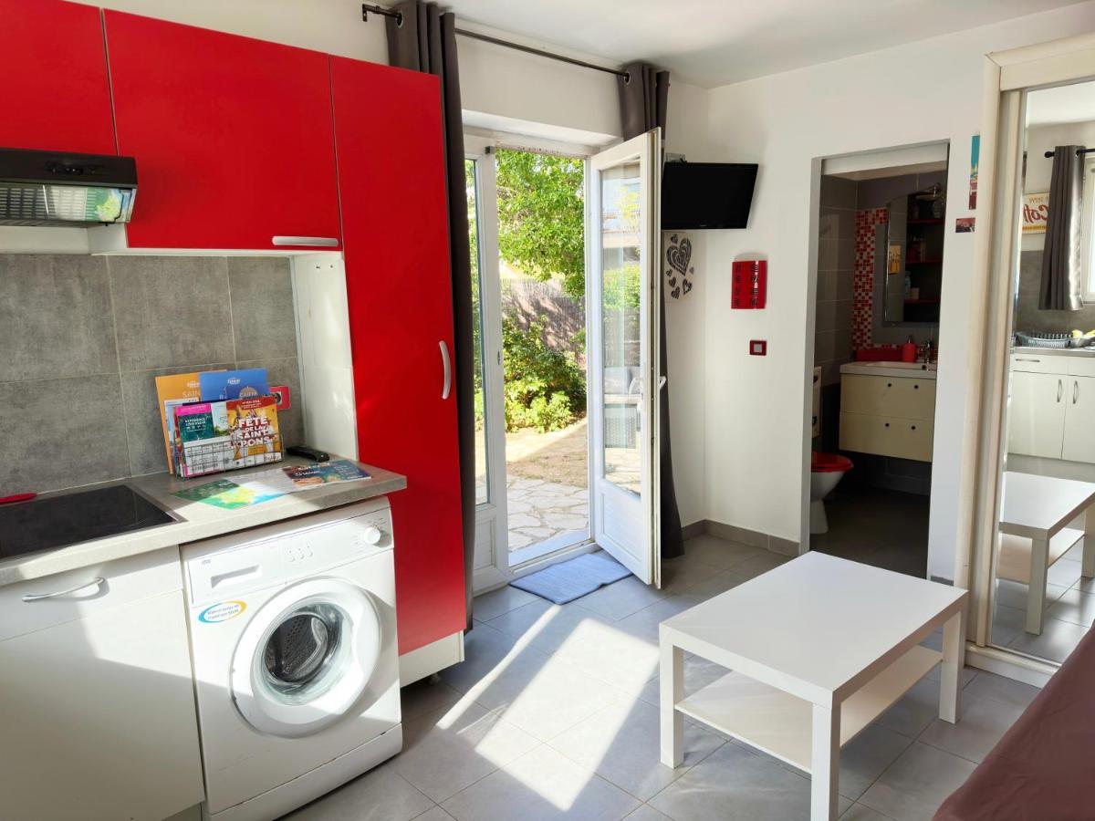 Studio Au Calme Tout Confort Proche Des Plages - Jardin Wifi Parking Фрежюс Экстерьер фото